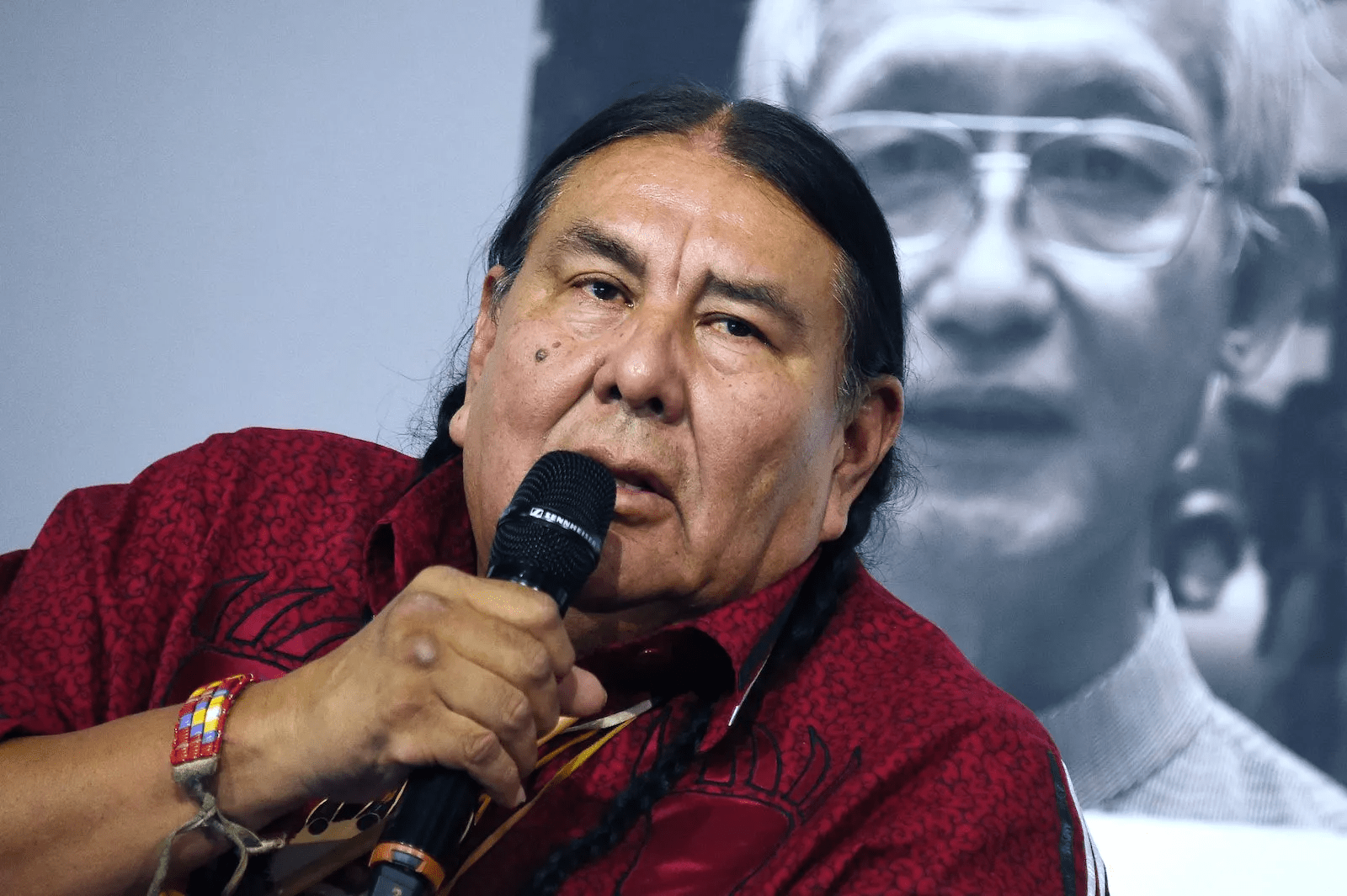 Tom Goldtooth delivers a speech during the "The vision of Indigenous peoples to climate change" event in December 2015.
